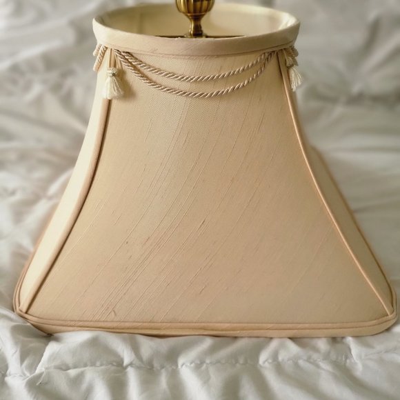 Tasseled Ivory Linen Bell Lampshades - Set of 2 - Picture 5 of 12